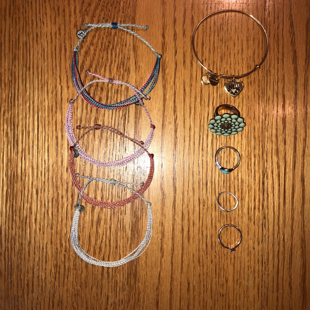 🌿 PURA VIDA BRACELET BUNDLE ! 🌊